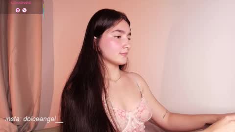 Snapshot of dolceangel__ chatting on September 23, 2025, 4:37 am Blair online show from September 23, 2025, 4:37 am
