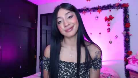 Snapshot of dolceclown_ chatting on December 21, 2024, 5:58 am dolceclown_ online show from December 21, 2024, 5:58 am