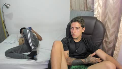 Snapshot of domi_master chatting on September 22, 2025, 11:40 pm MASTER online show from September 22, 2025, 11:40 pm