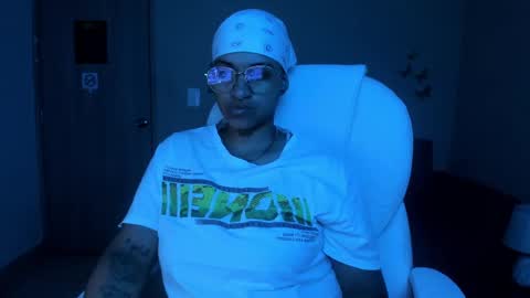 Snapshot of dominick_joness chatting on October 4, 2025, 11:58 pm Dominick  online show from October 4, 2025, 11:58 pm