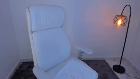 Snapshot of dominique_21x chatting on January 21, 2025, 7:26 am DOMINIC online show from January 21, 2025, 7:26 am