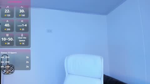 Snapshot of dominique_21x chatting on February 17, 2025, 6:20 am DOMINIC online show from February 17, 2025, 6:20 am