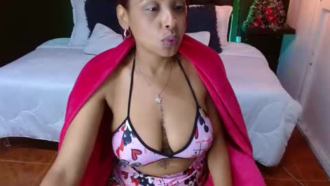 Snapshot of domink_gilr chatting on December 22, 2024, 9:44 am D O M I N K online show from December 22, 2024, 9:44 am
