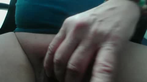 Snapshot of dominux1er chatting on March 12, 2025, 7:38 pm Dominique online show from March 12, 2025, 7:38 pm