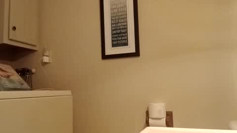 Snapshot of donwyan4 chatting on September 10, 2025, 7:52 am donwyan4 online show from September 10, 2025, 7:52 am