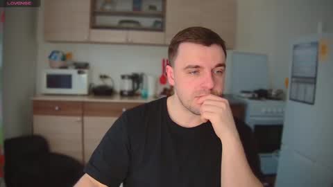 Snapshot of dosilasa chatting on March 2, 2025, 6:37 am Sasha online show from March 2, 2025, 6:37 am