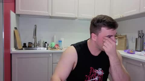 Snapshot of dosilasa chatting on October 13, 2025, 5:46 pm Sasha online show from October 13, 2025, 5:46 pm