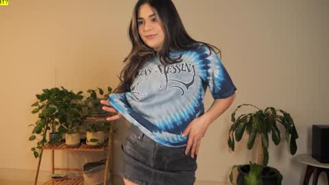 Snapshot of doubedeesarai chatting on February 6, 2025, 2:00 am Sara online show from February 6, 2025, 2:00 am