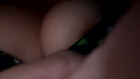 Snapshot of doubledeeboobies chatting on October 31, 2025, 5:30 am doubledeeboobies online show from October 31, 2025, 5:30 am