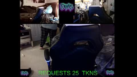 Snapshot of drake_r_darkrose chatting on February 27, 2025, 2:53 am Drake D Vamp aka Drake DarkRose online show from February 27, 2025, 2:53 am