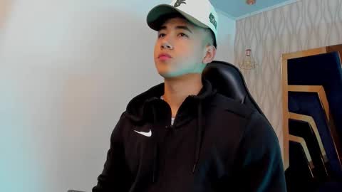 Snapshot of draven_marceaux chatting on October 16, 2025, 11:22 am Draven online show from October 16, 2025, 11:22 am