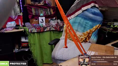 Snapshot of drawingcock chatting on February 14, 2025, 5:57 pm drawingcock online show from February 14, 2025, 5:57 pm