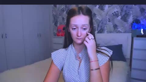 Snapshot of dreamesoul chatting on December 15, 2024, 2:48 pm dreamesoul online show from December 15, 2024, 2:48 pm