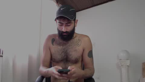 Snapshot of drogama chatting on February 20, 2025, 12:36 pm Drogama online show from February 20, 2025, 12:36 pm