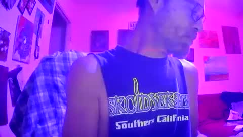 Snapshot of druedowm chatting on October 31, 2025, 9:32 am druedowm online show from October 31, 2025, 9:32 am