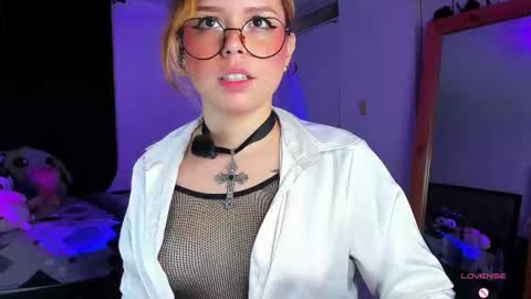 Snapshot of dubraska_rubio chatting on November 16, 2025, 1:22 am Dubraska Rubio online show from November 16, 2025, 1:22 am