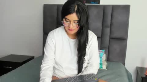 Snapshot of dulce_amg chatting on February 15, 2025, 2:44 pm Dulce amg online show from February 15, 2025, 2:44 pm