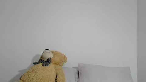 Snapshot of dulce_roberts_ chatting on February 19, 2025, 1:39 pm Dulce  online show from February 19, 2025, 1:39 pm