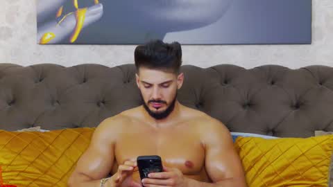 Snapshot of dustinkeent chatting on February 21, 2025, 10:59 pm Dustin online show from February 21, 2025, 10:59 pm