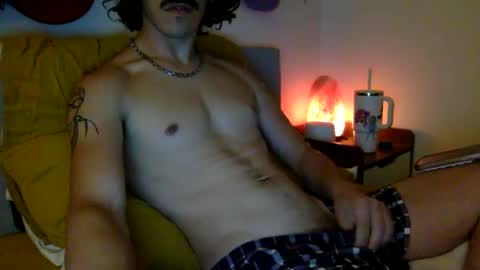 Snapshot of dylanluxe chatting on September 22, 2025, 7:54 am Dylan Luxe online show from September 22, 2025, 7:54 am