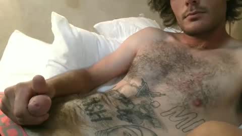 Snapshot of dylp400 chatting on December 1, 2024, 9:37 pm dylp400 online show from December 1, 2024, 9:37 pm