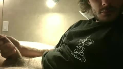 Snapshot of dylp400 chatting on December 18, 2024, 3:37 am dylp400 online show from December 18, 2024, 3:37 am