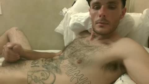 Snapshot of dylp400 chatting on January 2, 2025, 10:16 am dylp400 online show from January 2, 2025, 10:16 am