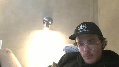 Snapshot of dylp400 chatting on March 11, 2025, 1:59 am dylp400 online show from March 11, 2025, 1:59 am