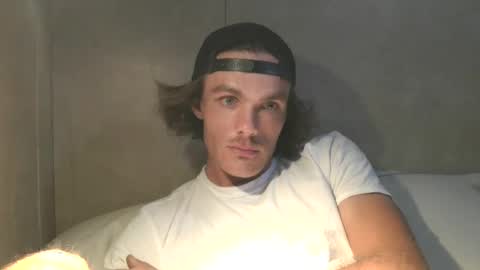 Snapshot of dylp400 chatting on September 12, 2025, 7:47 pm dylp400 online show from September 12, 2025, 7:47 pm