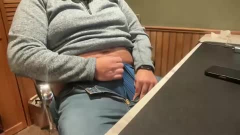 Snapshot of eagle22b chatting on February 11, 2025, 7:48 pm eagle22b online show from February 11, 2025, 7:48 pm