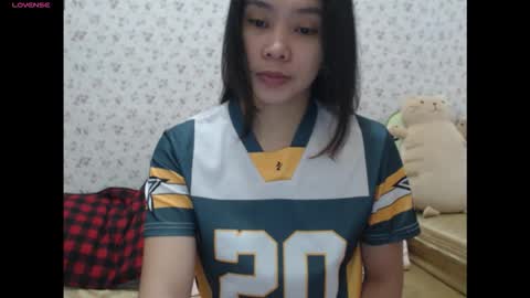 Snapshot of earthlypleasures chatting on October 10, 2025, 8:19 pm shaina online show from October 10, 2025, 8:19 pm