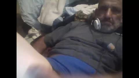 Snapshot of easye4015 chatting on September 27, 2025, 3:00 am Easye online show from September 27, 2025, 3:00 am