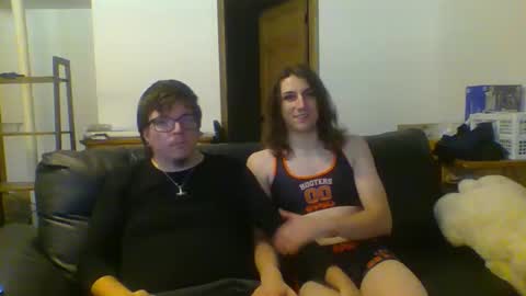 Snapshot of echowulf96 chatting on November 3, 2025, 3:24 pm echowulf96 online show from November 3, 2025, 3:24 pm