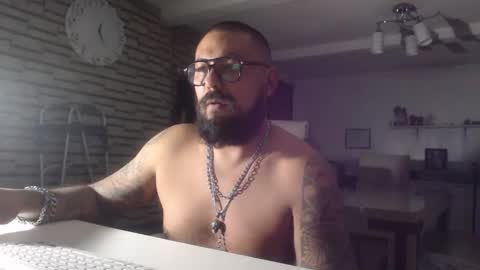 Snapshot of edgarram83 chatting on October 20, 2025, 6:25 am edgarram83 online show from October 20, 2025, 6:25 am