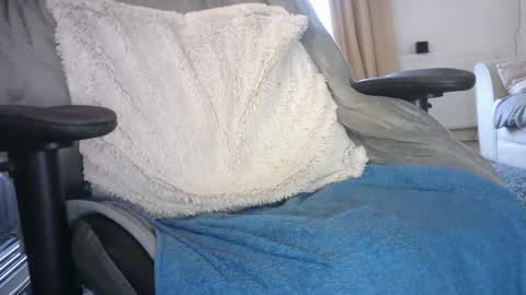 Snapshot of edged_biker chatting on February 21, 2025, 8:29 am edged biker online show from February 21, 2025, 8:29 am