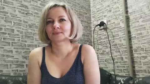 Snapshot of edithmanning chatting on January 28, 2025, 11:17 am edithmanning online show from January 28, 2025, 11:17 am