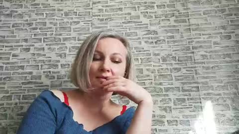 Snapshot of edithmanning chatting on March 7, 2025, 9:29 am edithmanning online show from March 7, 2025, 9:29 am