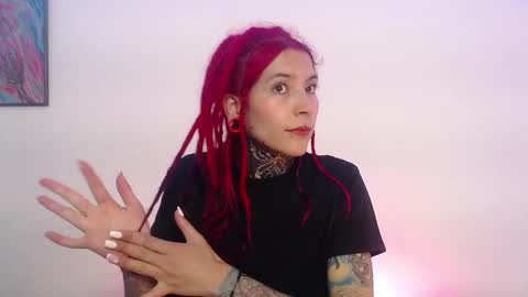 Snapshot of eimytatto_ chatting on January 30, 2025, 9:36 pm Carla online show from January 30, 2025, 9:36 pm