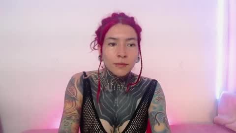 Snapshot of eimytatto_ chatting on February 9, 2025, 11:25 am Carla online show from February 9, 2025, 11:25 am