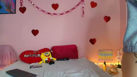 Snapshot of eimytatto_ chatting on September 14, 2025, 3:27 am Carla online show from September 14, 2025, 3:27 am
