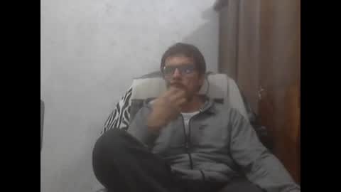 Snapshot of el_principe_veryhot chatting on March 11, 2025, 6:43 am el_principe_veryhot online show from March 11, 2025, 6:43 am