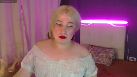 Snapshot of elektra_doll chatting on September 13, 2025, 11:37 pm elektra_doll online show from September 13, 2025, 11:37 pm