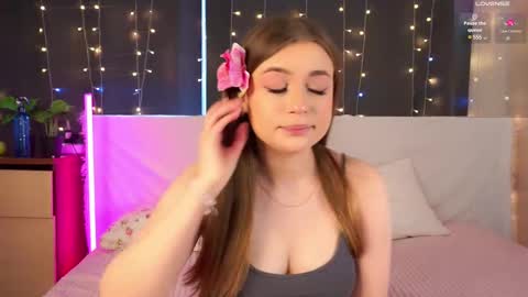 Snapshot of elenefrail chatting on February 15, 2025, 8:11 am Isabella - streaming MondayTuesdayWednesdayFridaySaturdaySunday online show from February 15, 2025, 8:11 am