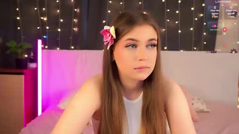 Snapshot of elenefrail chatting on February 16, 2025, 8:32 am Isabella - streaming MondayTuesdayWednesdayFridaySaturdaySunday online show from February 16, 2025, 8:32 am