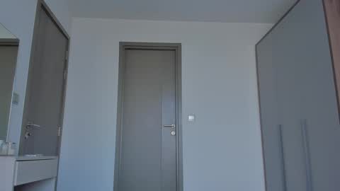 Snapshot of eleonora_linn_ chatting on February 26, 2025, 8:59 am Eleonora online show from February 26, 2025, 8:59 am
