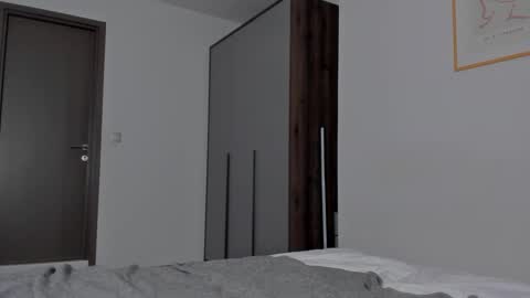 Snapshot of eleonora_linn_ chatting on February 26, 2025, 12:03 pm Eleonora online show from February 26, 2025, 12:03 pm