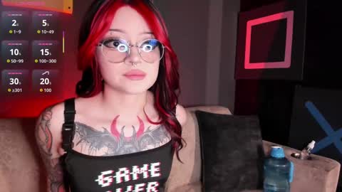 Snapshot of elettra_roux chatting on September 10, 2025, 11:27 pm ELETTRA online show from September 10, 2025, 11:27 pm