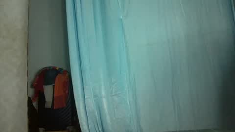 Snapshot of elia011 chatting on January 15, 2025, 10:02 pm elia011 online show from January 15, 2025, 10:02 pm