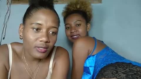 Snapshot of elia011 chatting on February 4, 2025, 5:23 pm elia011 online show from February 4, 2025, 5:23 pm