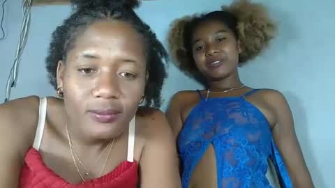 Snapshot of elia011 chatting on February 9, 2025, 10:54 pm elia011 online show from February 9, 2025, 10:54 pm